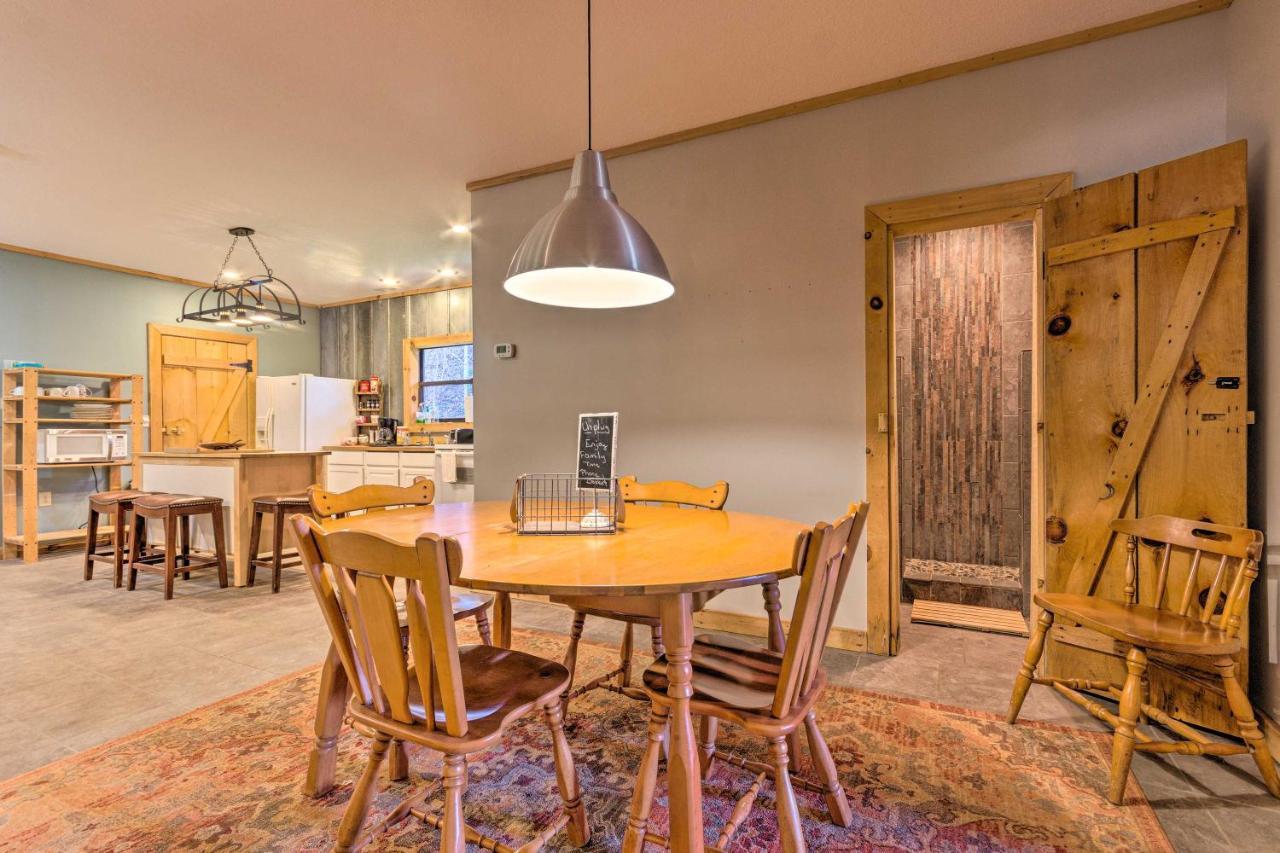 Pet-Friendly Blue Ridge, Cherokee Forest Retreat! Greeneville Luaran gambar