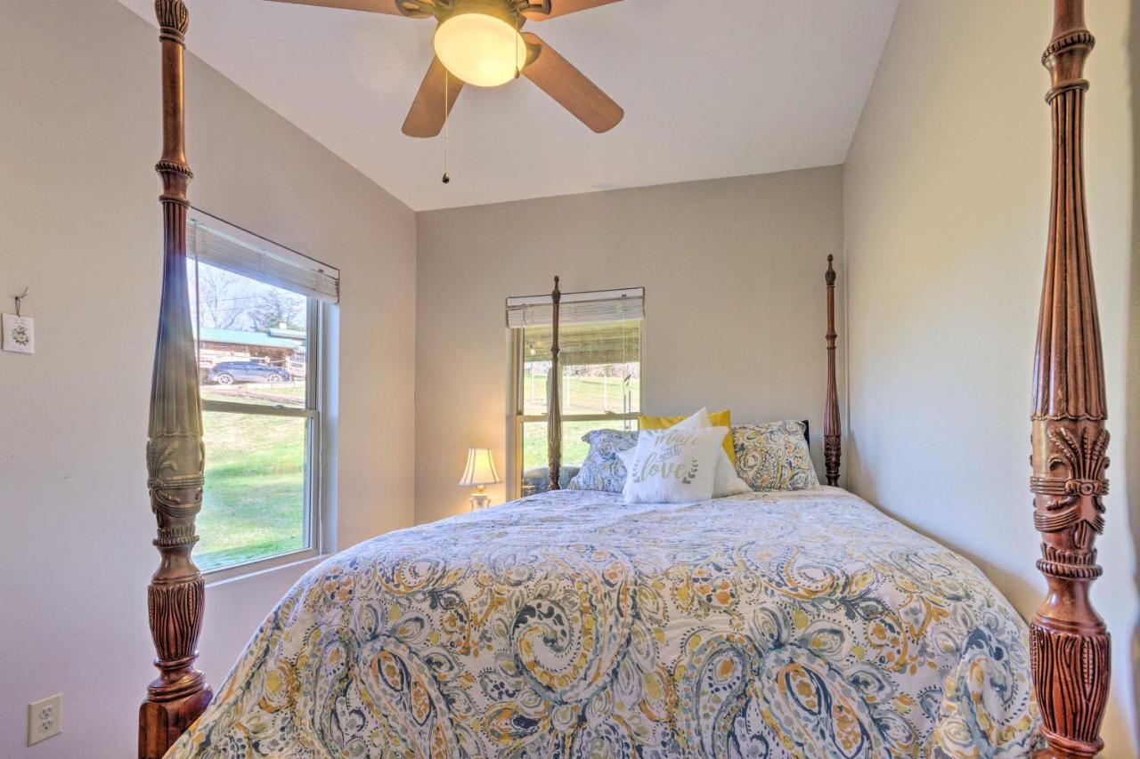 Pet-Friendly Blue Ridge, Cherokee Forest Retreat! Greeneville Luaran gambar