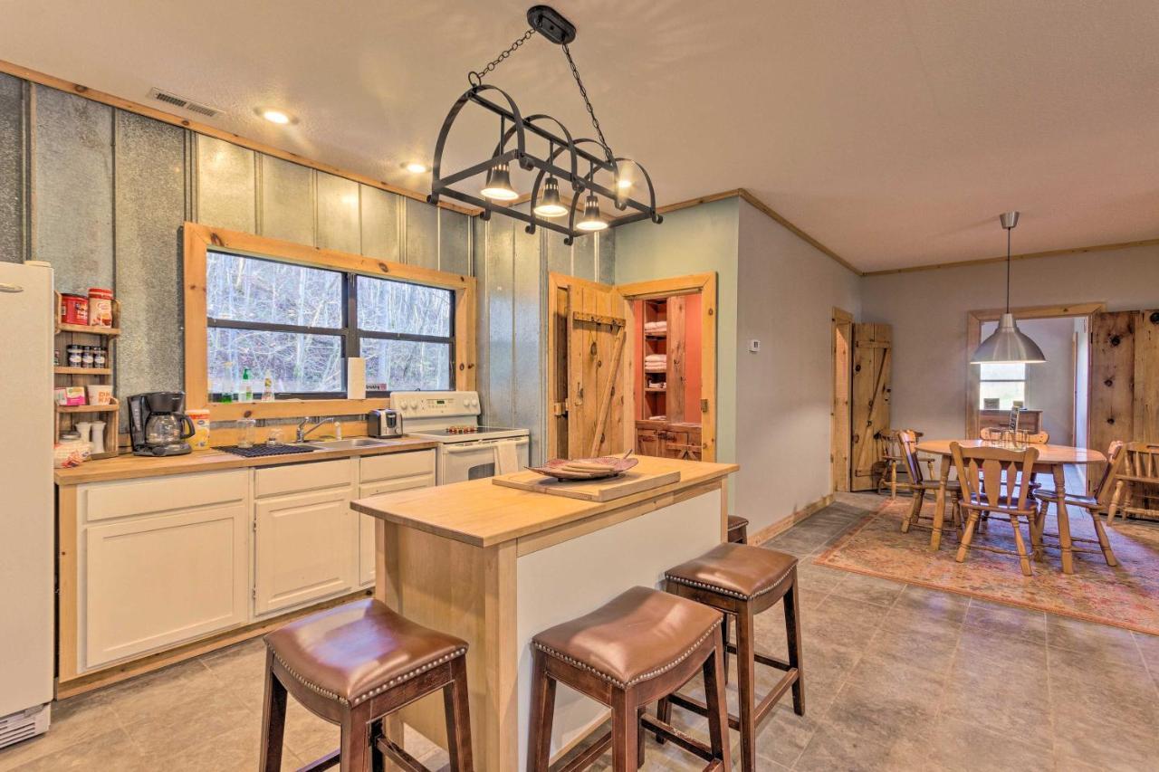 Pet-Friendly Blue Ridge, Cherokee Forest Retreat! Greeneville Luaran gambar