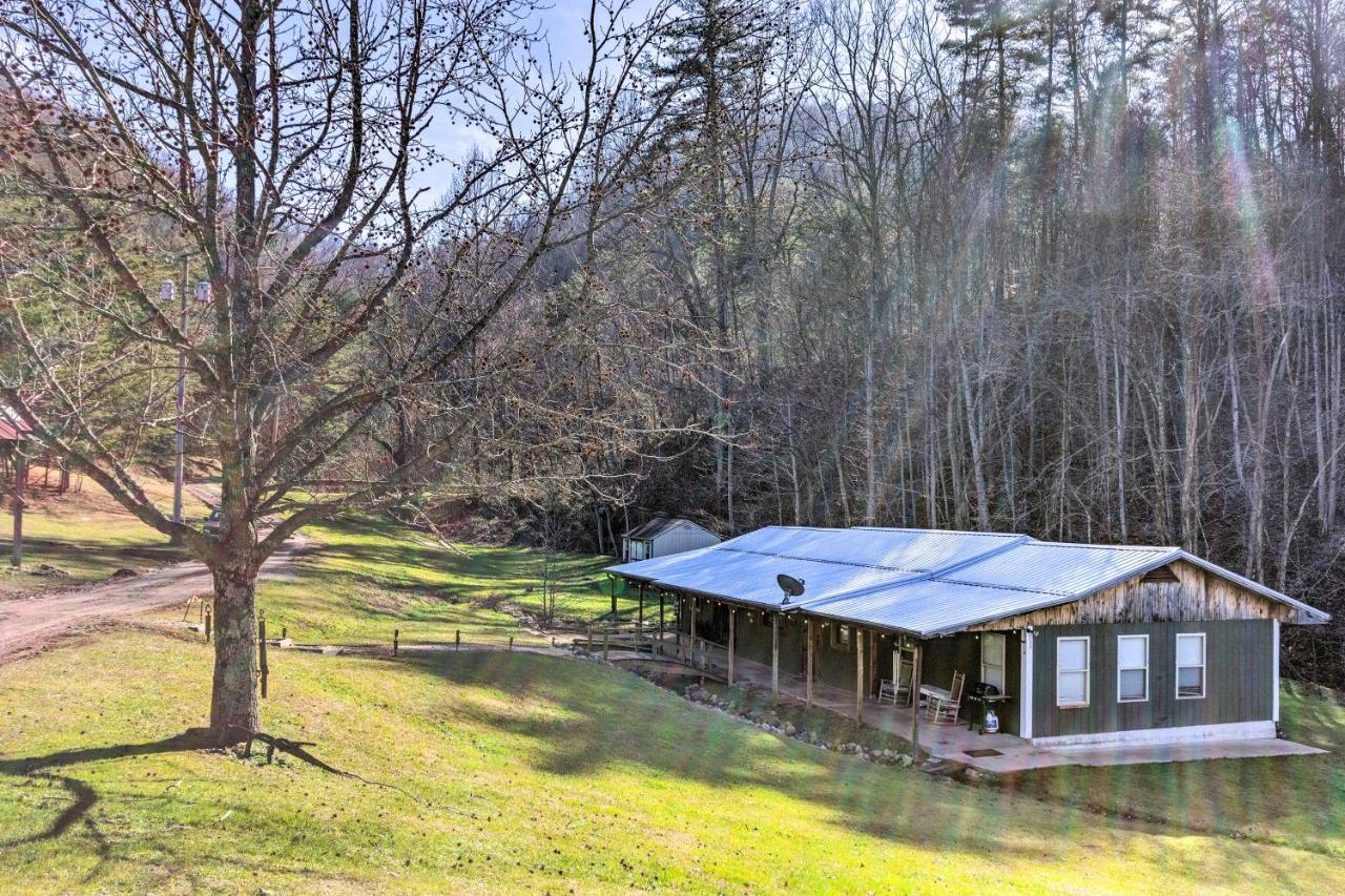 Pet-Friendly Blue Ridge, Cherokee Forest Retreat! Greeneville Luaran gambar